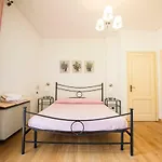 Bernardone Hotel