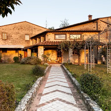 Bernardone 3* Camaiore