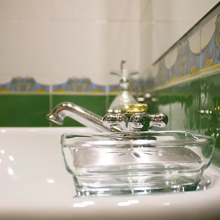 ホテル Bernardone