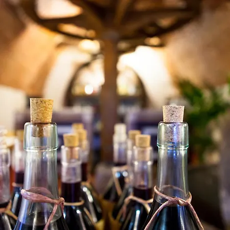 Bernardone ホテル カマイオーレ