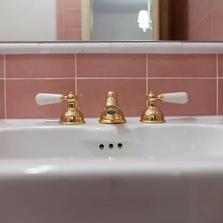 Bernardone Hotel Camaiore